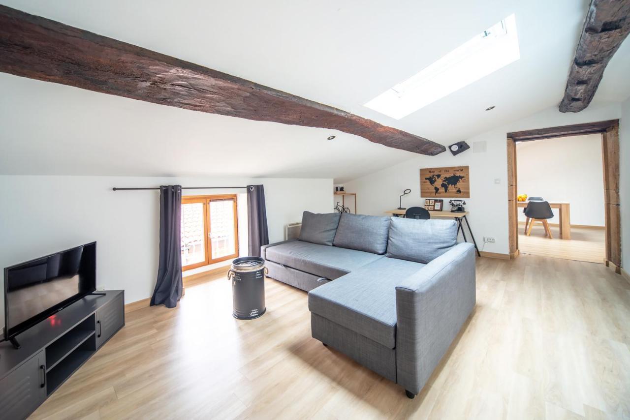 Appartement Cosy Et Moderne En Plein Coeur Du Centre Ville Mâcon Buitenkant foto