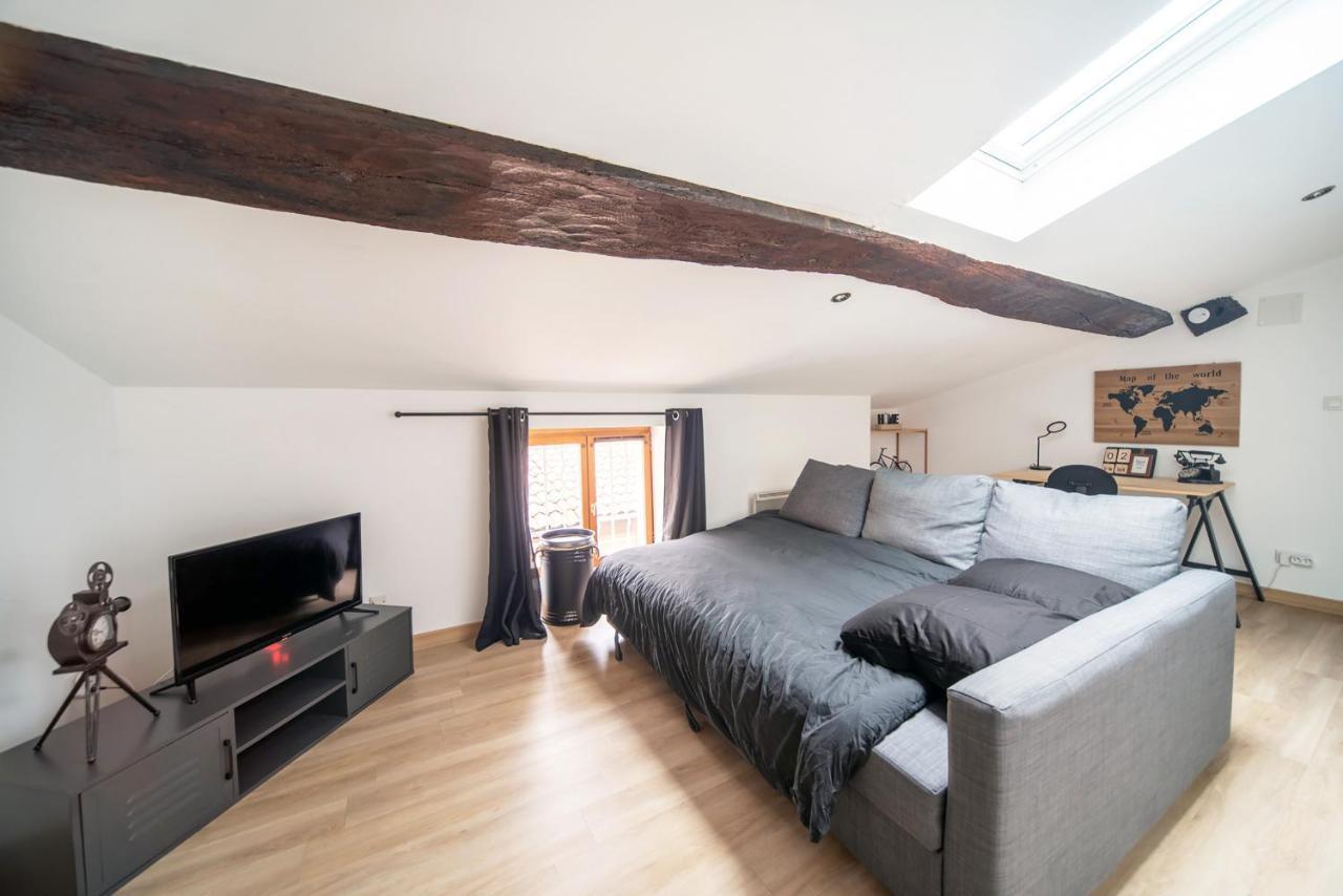 Appartement Cosy Et Moderne En Plein Coeur Du Centre Ville Mâcon Buitenkant foto